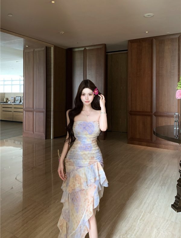 Spring and summer enticement wrapped chest dress