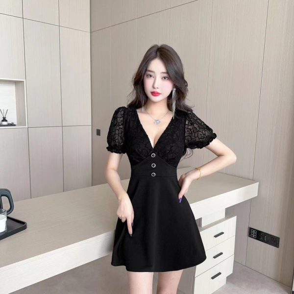 Slim temperament show young A-line halter sexy low-cut dress