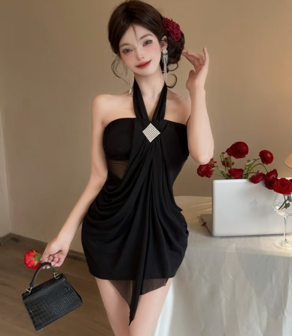 Halter slim enticement dress package hip fold T-back